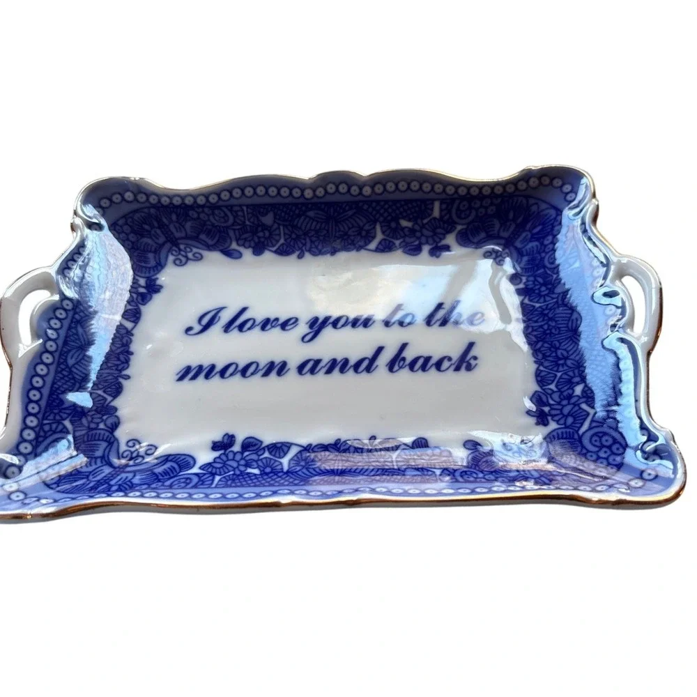 L Godinger & Co Porcelain Romantic Trinkit Dish‎ I Love You to the Moon and Back